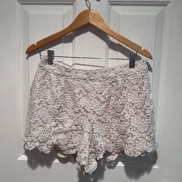Free People White Lace Shorts Size M - Picture 1 of 3